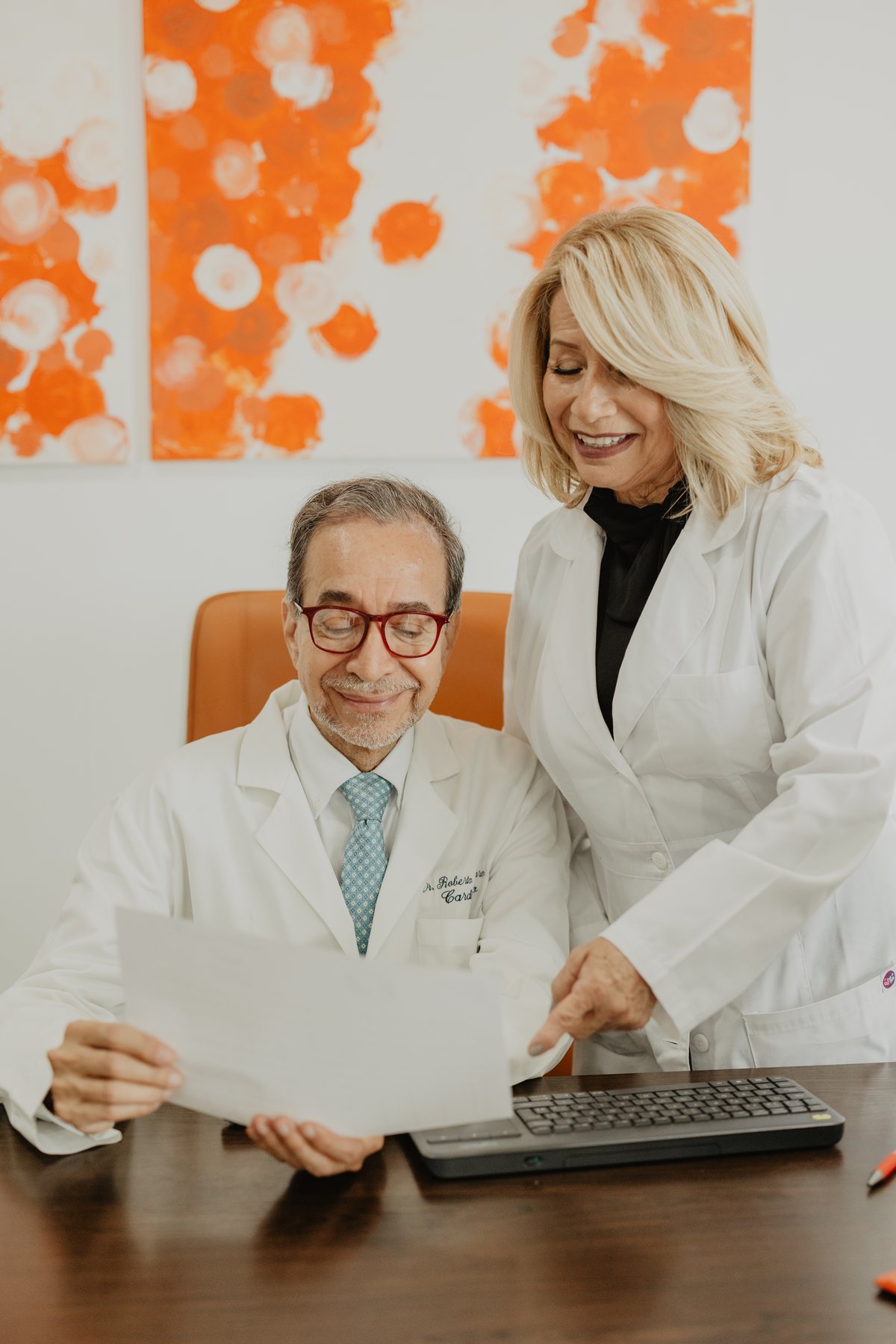 Dr. Roberto Lecaro y Dra. Narcisa Zambrano, equipo médico de Dieta Lecaro